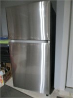 Samsung 21 cu .ft.  Top Freezer Refridgerator