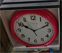 battery powered wall clock - new in box