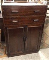 2 over 2 Dressing Chest with Mahogany Finish
