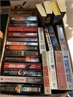 Box lot: Books