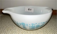 Pyrex Butterprint Reverse print #441 bowl