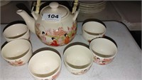 Japanese teapot and 6 cups
