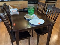 KITCHEN TABLE W 4  CHAIRS