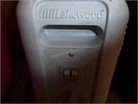 Electric Lakewood heater - works