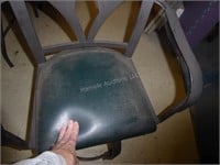 Metal swivel chair w/ padded seat