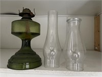 Oil lamp with 2 shades