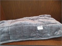 GREY WEIGHTED THROW BLANKET