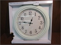 LARGE WALL CLOCK - WHITE