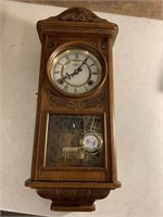 VTG CENTENNIAL PARLOR CLOCK w KEY - WORKS