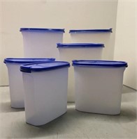 6 Tupperware food containers