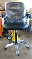 Heavy Duty Chair. Max weight 350 lbs/160kilos.
