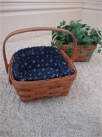 Pair of smaller 4" tall Longaberger baskets