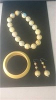 Yellow jewelry set large bead necklace matching