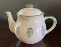 Green Leaf Teapot