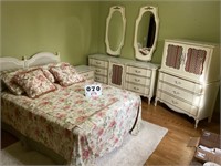 5 piece Dixie Bedroom set. To include Dresser