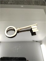 Skeleton style key sterling silver pin