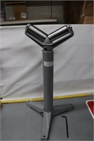 Vee Form Roller Stand