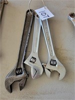 3 - ADJUSTABLE CRESCENT WRENCHES 8,8,10