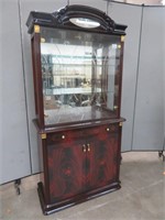 LACQUERED SINGLE DRAWER DISPLAY CABINET