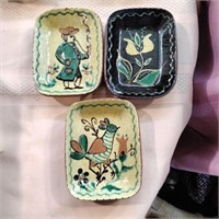 Small pottery decorative plates