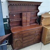 Large armoire