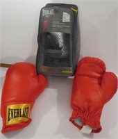 Size Large Boxing Laceless Training Gloves Level 1