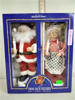 Mr. and Mrs. Claus, 15 inch, musical,