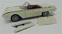 1962 Ford Thunderbird 1/24 die cast car, Danbury