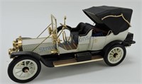 1912 Packard Victoria 1/24 die cast car,