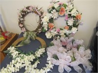 4 Wreaths Largest is 14"