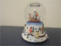 Party Light Automated Snow Globe 7"