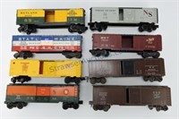 Lot of 8 box cars, O gauge: State of Maine,