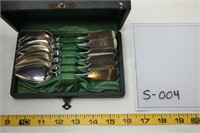 Set of 6 Boxed Silver Teaspoons