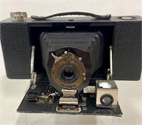 ANTIQUE NO. 2A FOLDING BROWNIE CAMERA