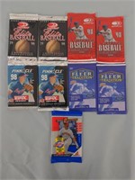 1998 MLB baseball cards. 9 packs: new.
