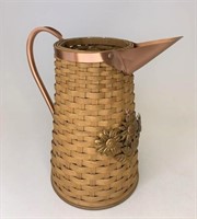 CC Watering can with Protector and tie on