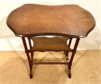 SMALL VICTORIAN PARLOUR TABLE