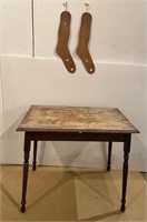 COUNTRY KITCHEN TABLE & SOCK STRETCHERS
