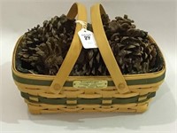 1996 Longaberger Holiday Cheer Basket w/ Liner