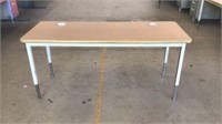 5ft Table