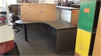 Cornor Desk And Table