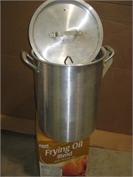 Outdoor King Cooker/Pot with 3 Gallon Grease