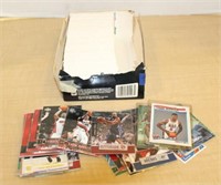 SELECTION OF BASKETBALL TRADING CARDS