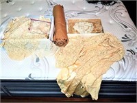 Old Lace & Crochet Table Linens & Doilies