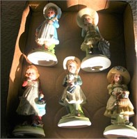 Holly Hobby Art figurines