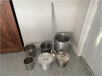 Metal Kitchenware Pots & Items