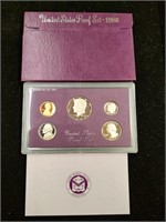 1986 US Mint Proof Set coins in original box with
