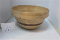 STONEWARE BOWL 12", ROSEVILLE