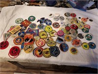 Vintage pins & scout patchs