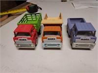 LOUIS MARX Toy trucks - metal
